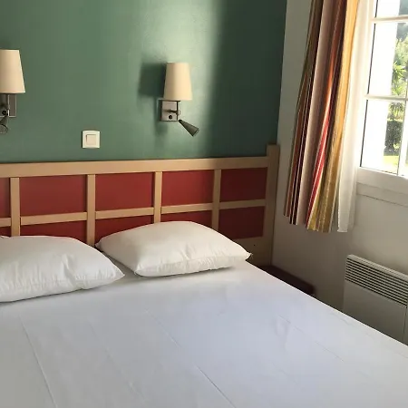 Apartment 3 Pieces Avec Grande Terrasse, Climatisation, Piscine Et Parking - Fr-1-504-659