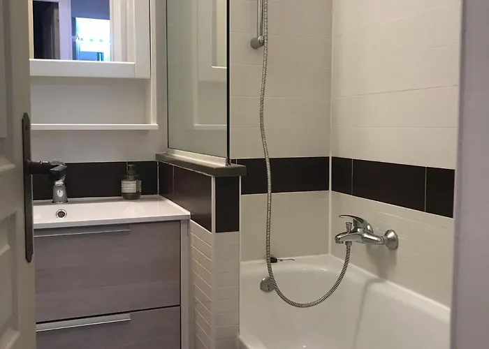 Cap Esterel: 3 Pieces Avec Grande Terrasse Et Vue - Fr-1-504-659 Apartamento *